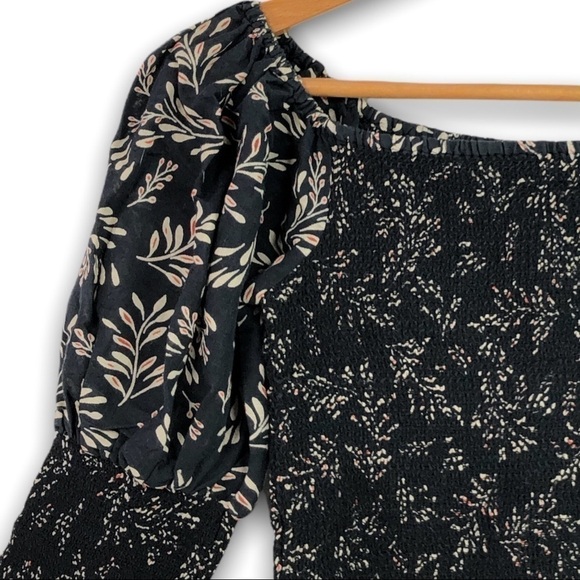 Zara - Crop Puff Sleeve Elastic Waist / Sleeve Fern Leaf Top - XS - Picture 4 of 7